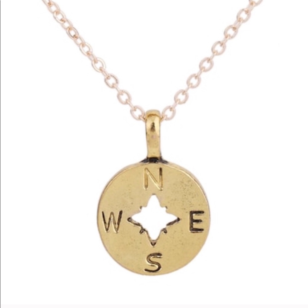 🆕✨Gold Compass Necklace✨